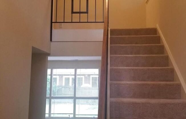 Beautiful 3BR 2.5BA Single Family Home in North Arlington