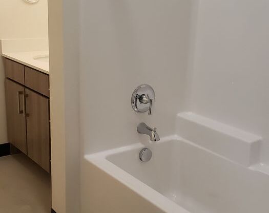 1 bed, 1 bath, 700 sqft, $1,400, Unit Unit 404