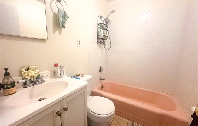 1 bed, 1 bath, 500 sqft, $2,150, Unit 51