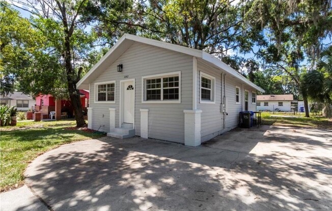 2 bedroom 1 bath home
