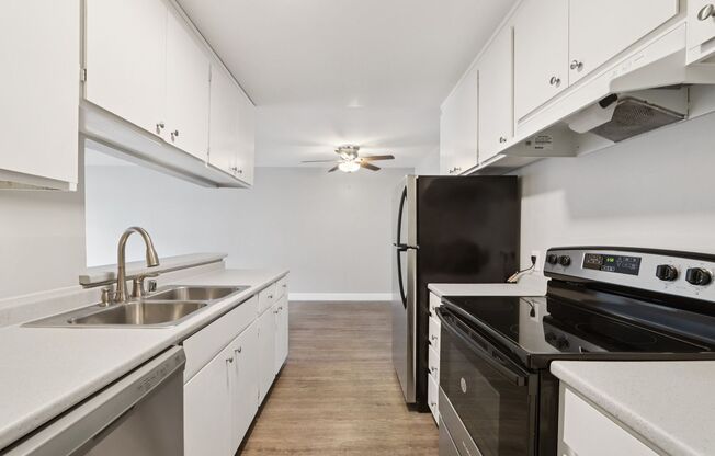 2019 Shoreline Drive