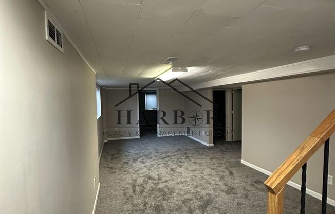 819 11 1/2 Street SW