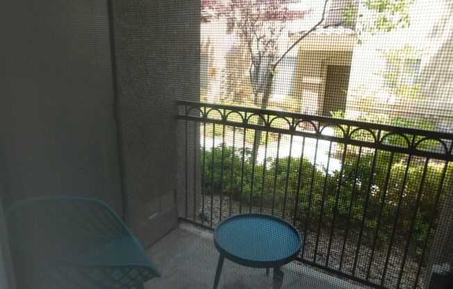 2 beds, 2 baths, $1,850, Unit Bldg 5