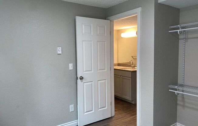3 beds, 2 baths, 643 sqft, $1,950, Unit C205