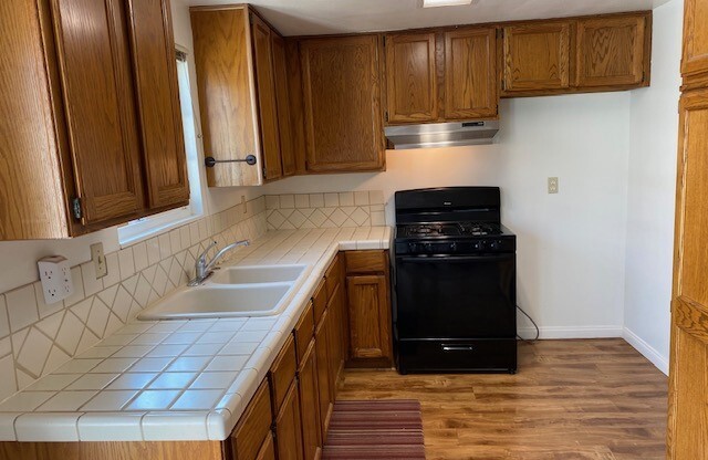 1612 S 7 ST