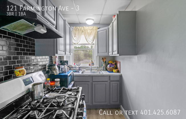 121 FARMINGTON AVE