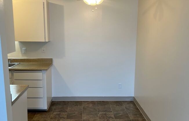1 bed, 1 bath, 540 sqft, $1,200, Unit 9