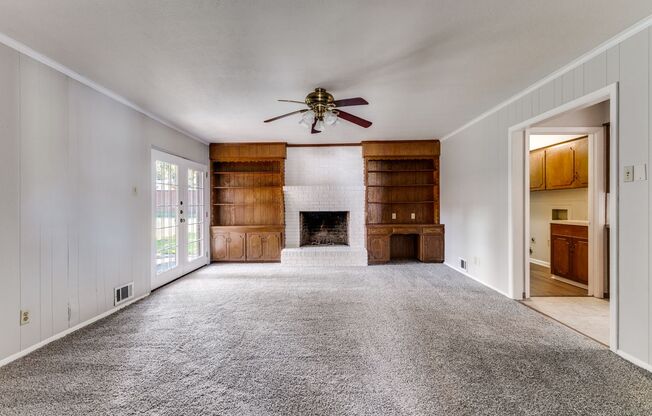 For lease in Garland, TX — this spacious 3-bedroom, 2-bath home offers over 2,300 sq. ft.