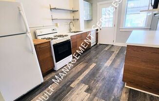4243 Dunkeld Way