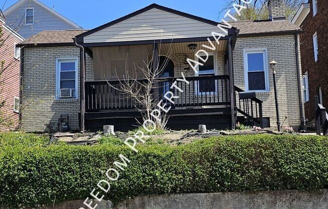 1805 WESTMONT AVE