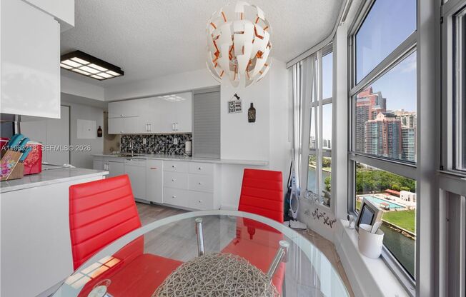 3 beds, 2 baths, $4,200, Unit # 1406