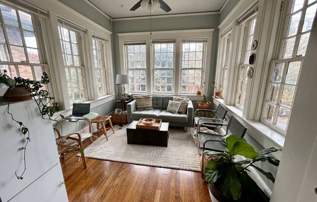 360 Ponce de Leon