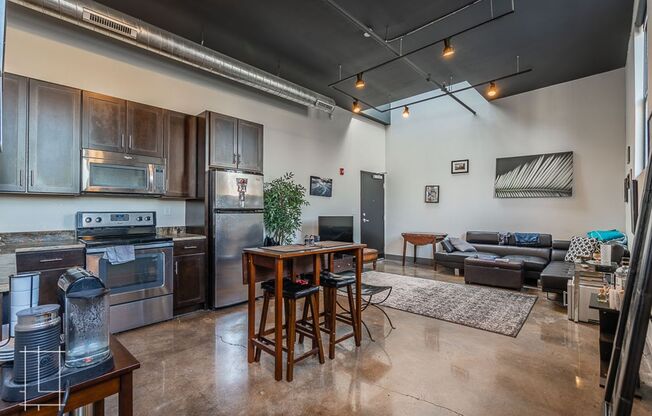 1 bed, 1 bath, $1,495, Unit 727 N. 4th St. Apt. 202