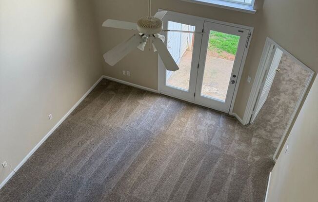 Lovely 3 Bedroom 2.5 Bath Townhouse | Leasing Special Available!