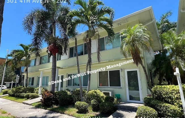 301 4th Ave N