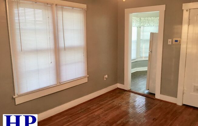 1 bed, 1 bath, $599, Unit 4