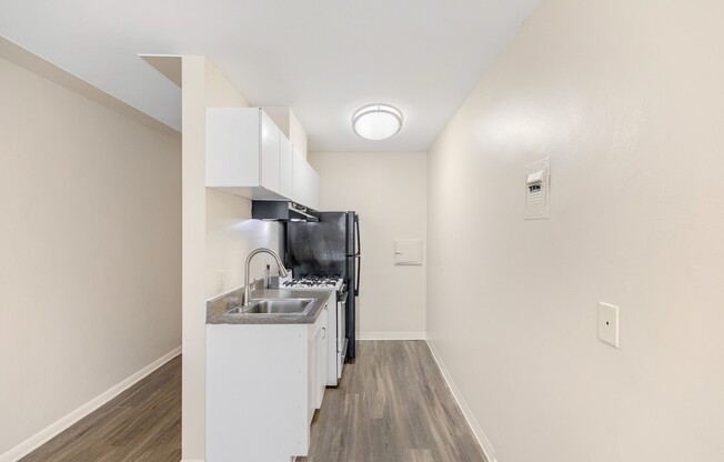 Studio, 1 bath, 533 sqft, $1,145