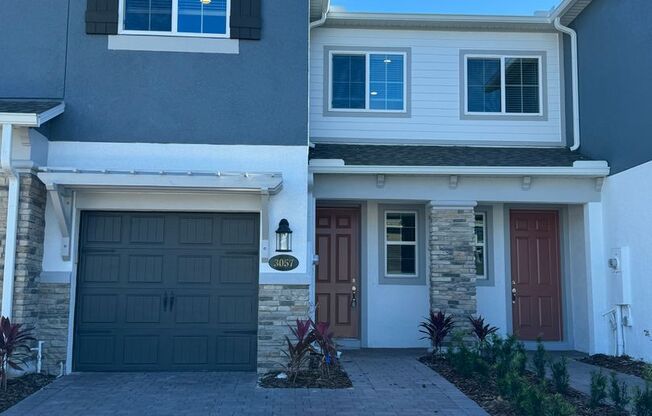 GATED 3 BEDROOM, 2.5 BATHROOM IN OVIEDO