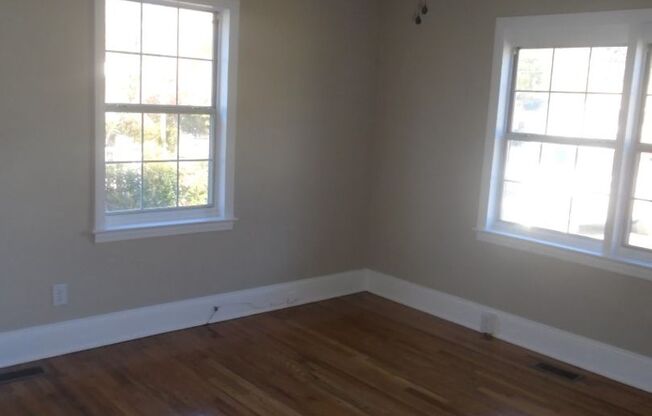 2 beds, 1 bath, $1,150