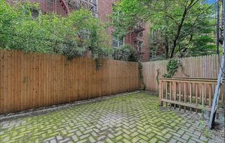 2 beds, 1 bath, $4,395, Unit 1R