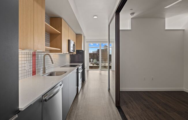 1 bed, 1 bath, 565 sqft, $1,965, Unit 505