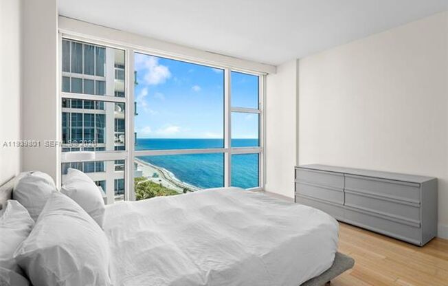 2 beds, 2 baths, 993 sqft, $7,500, Unit 6801 Collins Ave appt 1409