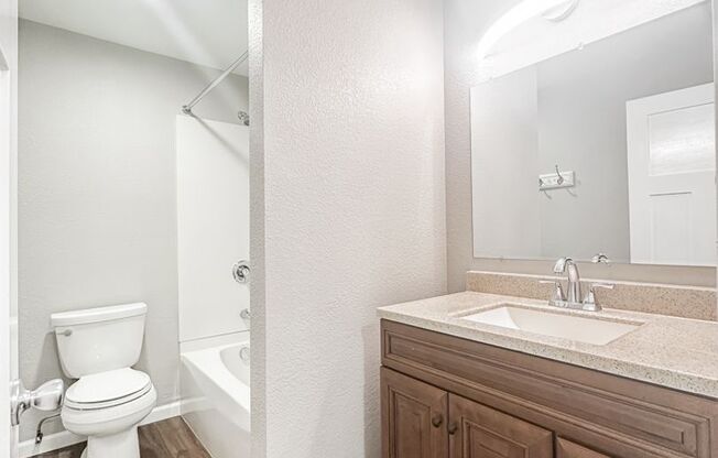 1 bed, 1 bath, 720 sqft, $1,100, Unit SC877