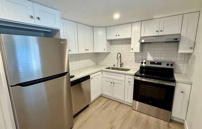 148 (2617-19 Laurel)