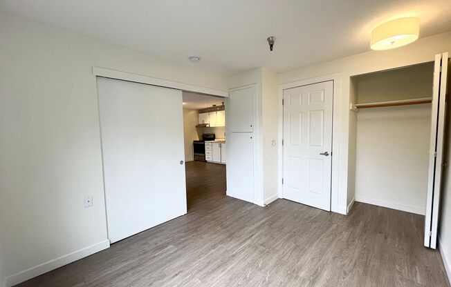 1 bed, 1 bath, 480 sqft, $1,395, Unit 210
