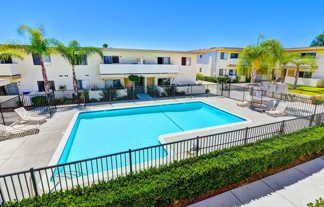 2 beds, 2 baths, 925 sqft, $2,450, Unit 58