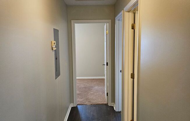 2 beds, 1 bath, $850, Unit 1330