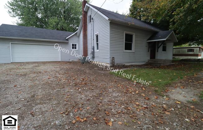 4 beds, 1 bath, $1,800