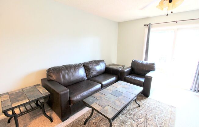 2 beds, 2 baths, $750