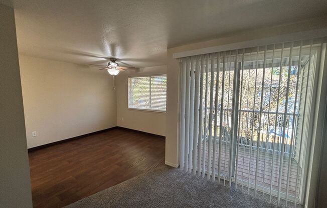 1 bed, 1 bath, 817 sqft, $1,300, Unit 137