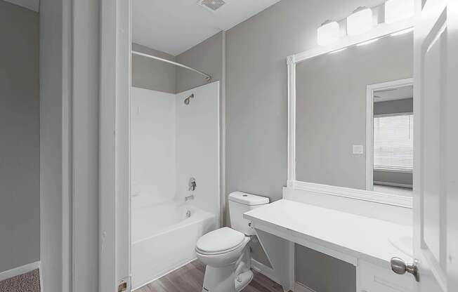 2 beds, 2 baths, 1,118 sqft, $1,486