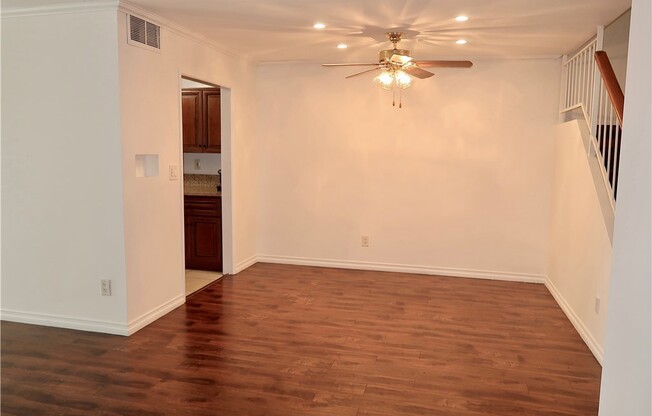 8055 CANBY AVE