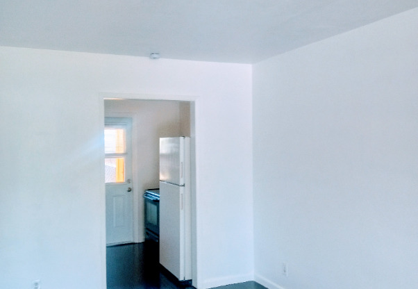 131 NW 14 AVE