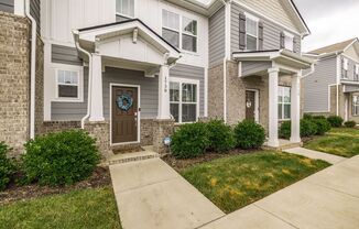 3 beds, 2.5 baths, $1,899