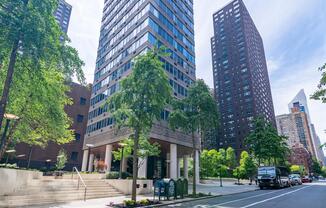 2 beds, 2 baths, 772 sqft, $6,432, Unit 1415