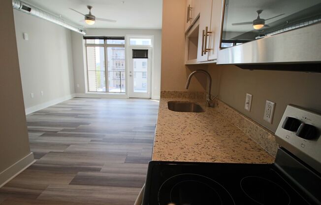 1 bed, 1 bath, 534 sqft, $1,395, Unit APT 519