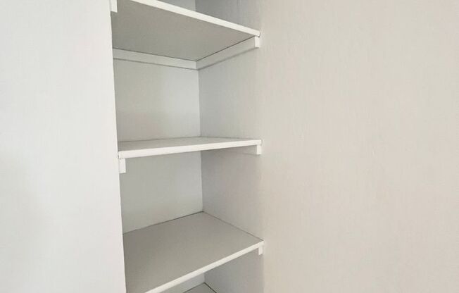 Studio, 1 bath, 480 sqft, $1,395, Unit 118
