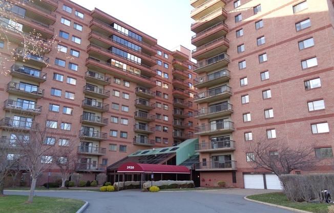 2 beds, 2 baths, 1,206 sqft, $3,000, Unit 205