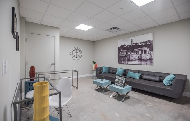 Studio, 1 bath, 575 sqft, $1,375, Unit Unit 207