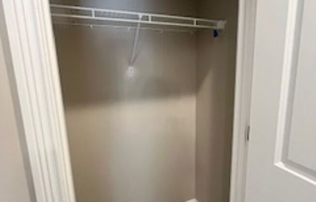 3 beds, 2 baths, 1,205 sqft, $1,300, Unit 218