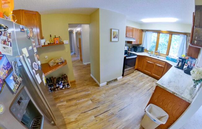 3D Tour Available - Garage Parking + Sun Room + Washer & Dryer Hook-Ups! Available August 5th!