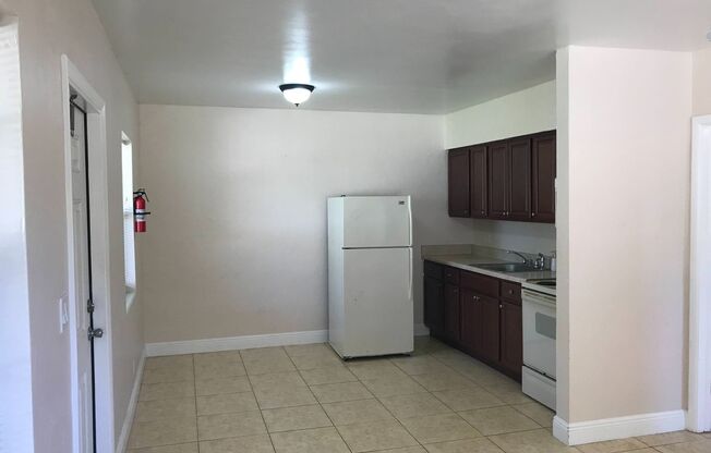 1 bed, 1 bath, 706 sqft, $1,600, Unit 2