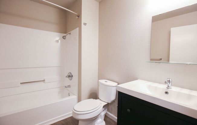 1 bed, 1 bath, 640 sqft, $2,295, Unit 209