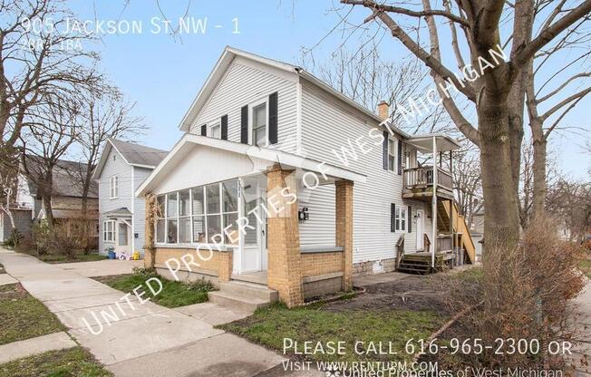 905 Jackson St NW