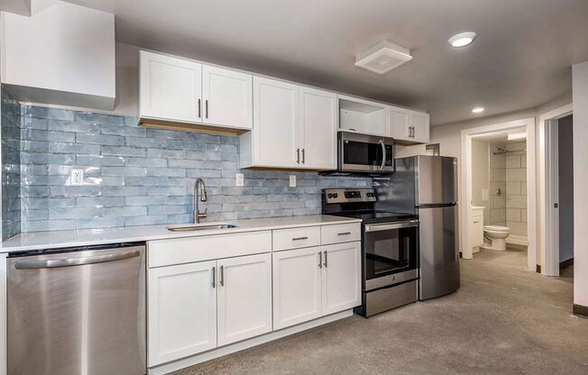 1 bed, 1 bath, 500 sqft, $799, Unit 602B