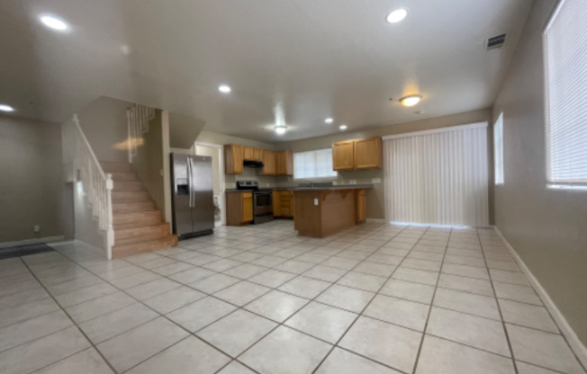 3 beds, 2 baths, $3,600